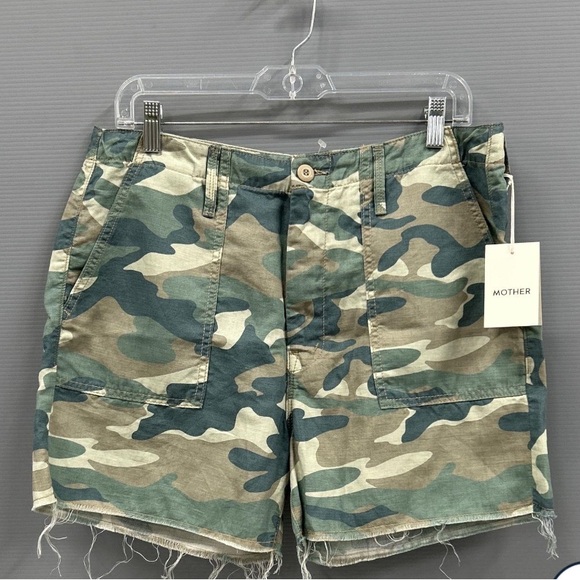 NWT MOTHER Camouflage Women Shorts - Picture 1 of 10